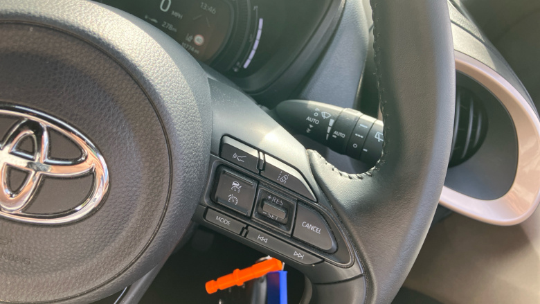 Toyota Aygo X 1.0 VVT-i Edge 5dr Petrol Hatchback